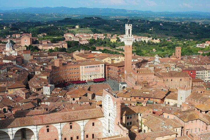 Excursion privée dans les paysages de Sienne, San Gimignano et Chianti