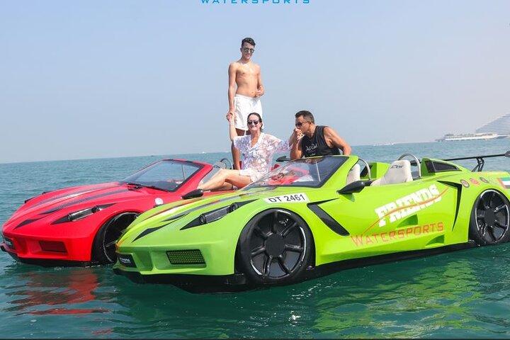 Dubaï Jet Car frisson Randonnée, y compris en option Pick n Drop