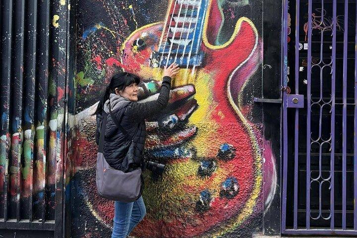 ラパス精神のような匂い: ウォーキング&アーティスティックシティツアー
