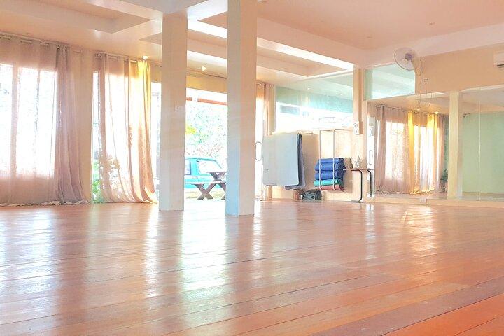 Nybörjare höft- och armbalansworkshop – Koh Samui Yoga