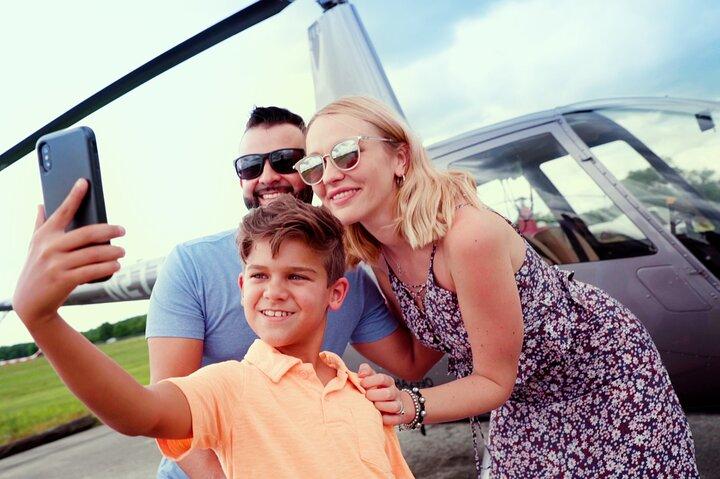 Passeio de helicóptero de 48 Milhas por Parques Temáticos e Centro