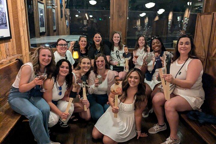 Asheville Terrors Boos og Brews Haunted Pub Crawl