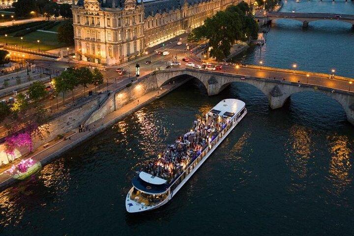 Parijs Oudejaarsavond Diner Cruise Late Service