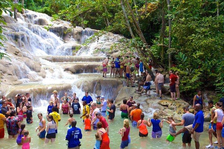 Private Dunn's River Falls und Blue Hole Tour Ocho Rios Jamaika