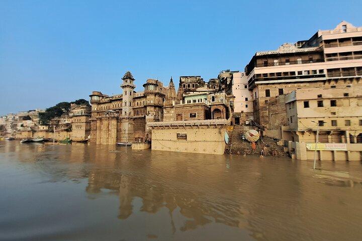 Two days admirable tour of Varanasi