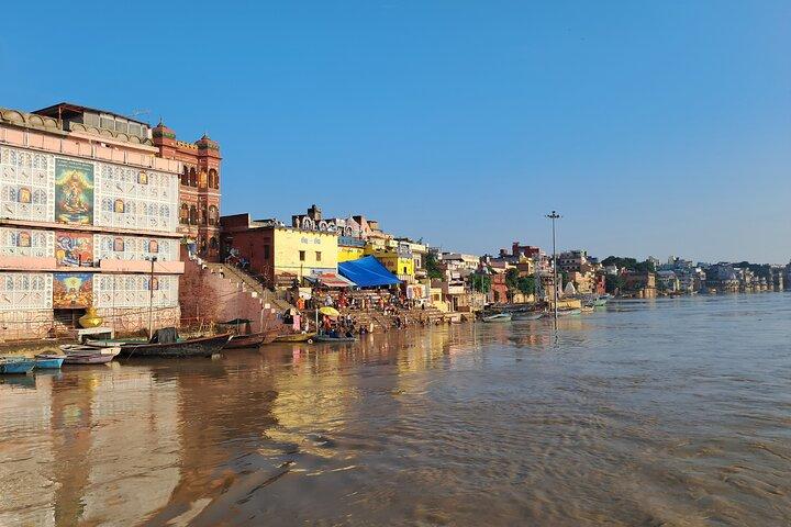 Two days admirable tour of Varanasi