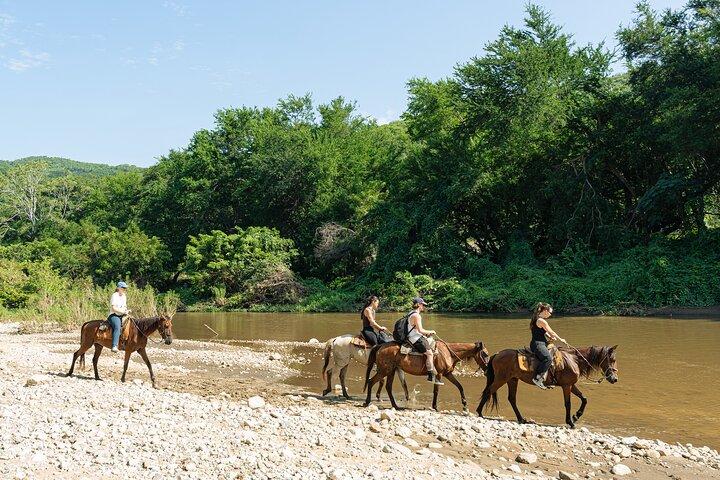 Horseback Riding Tour to the Hot Springs in Puerto Escondido