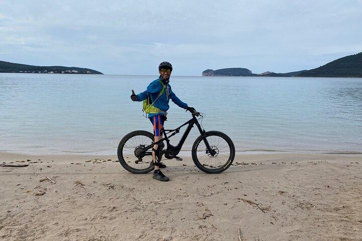 Tour guidato in E-bike della costa di Alghero da Fertilia