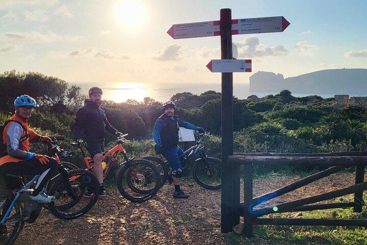Tour guidato in E-bike della costa di Alghero da Fertilia