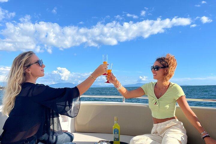 Solnedgangsbådtur med aperitif på Amalfikysten