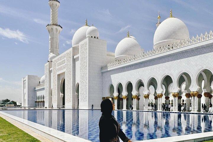 Abu Dhabi Full Day Privétour met bezoek aan de Grote Moskee en het Paleis