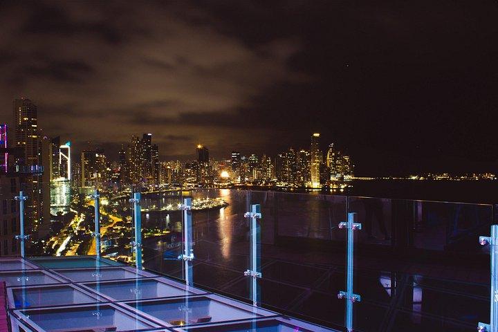 Crystal Viewpoint in Panama City