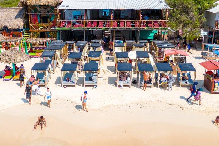 full day at baru island with snorkeling and raccoon sighting