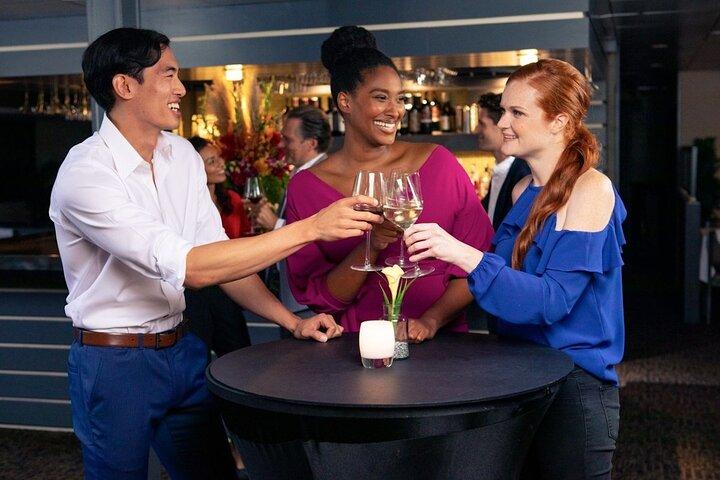 New York Frihetsgudinnan och Happy Hour Cruise Combo