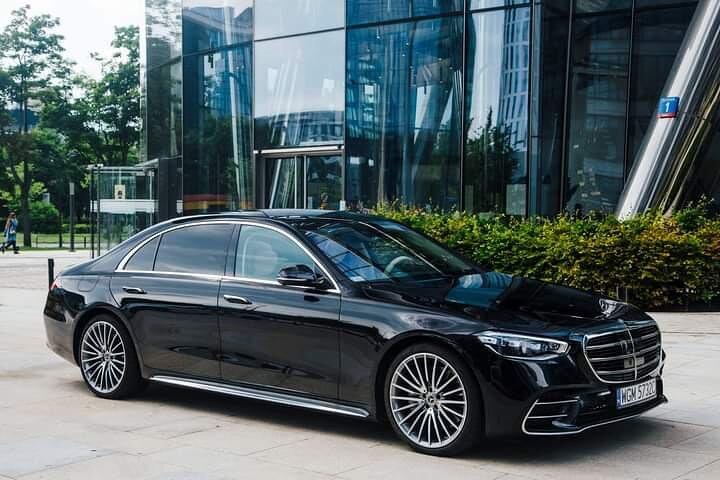Warszawa Sightseeing med NY Mercedes Sclass !!!