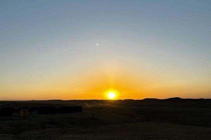 Desert Agafay Marrakech : Paseo en quad y camello, puesta de sol, cena & espectáculo