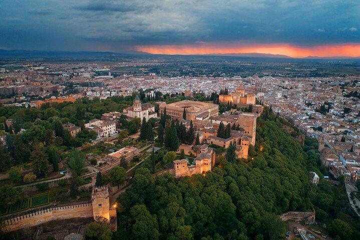 Excursión privada a Granada y la Alhambra desde Málaga