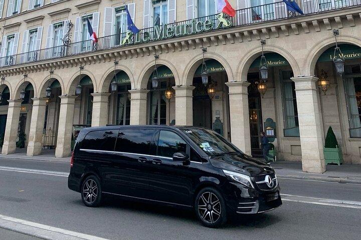Paris Lufthavn til by Privat transfer med bil eller van