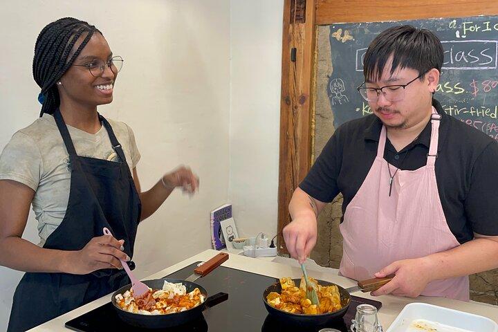 Bulgogi Kimbap & Pollo Frito Coreano con Chef Hakyung En Hanok