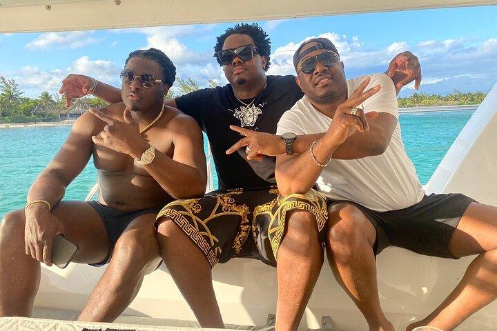 Privéjachttour met optionele Flying Dress-fotoshoot Montego Bay