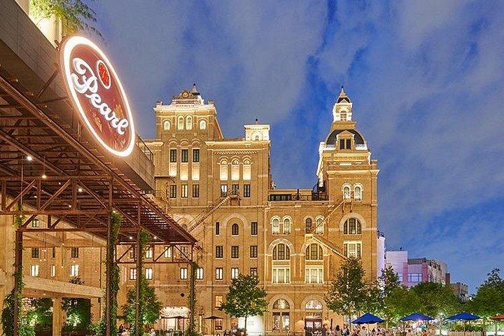 リバーウォークボートクルーズ付きサンアントニオプレミアムナイトドライブツアー