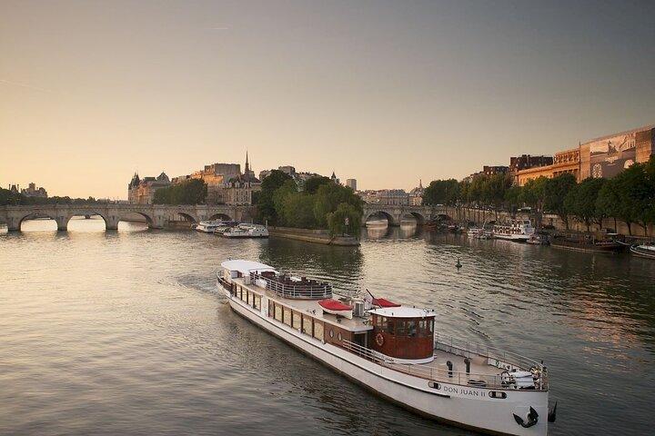 Riviercruise op de Seine met commentaar 1 uur