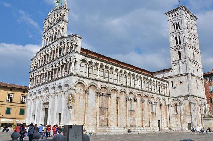 Exclusieve privédagervaring in Pisa & Lucca vanuit Florence