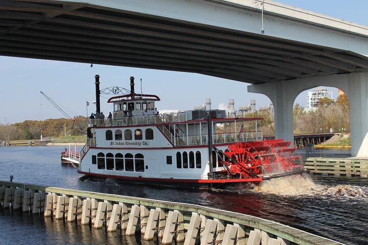 サンフォードのセントジョンズ川ハイティークルーズツアー