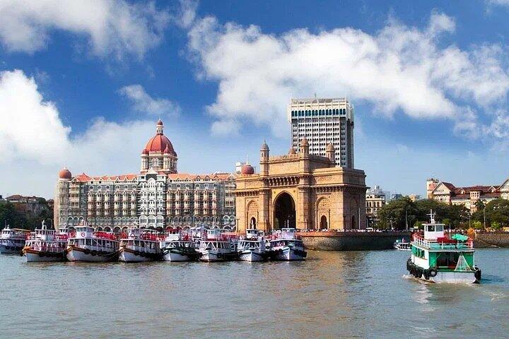 Privétourpakket van 2 dagen in Mumbai: stad + sloppenwijk en Elephanta-eiland.