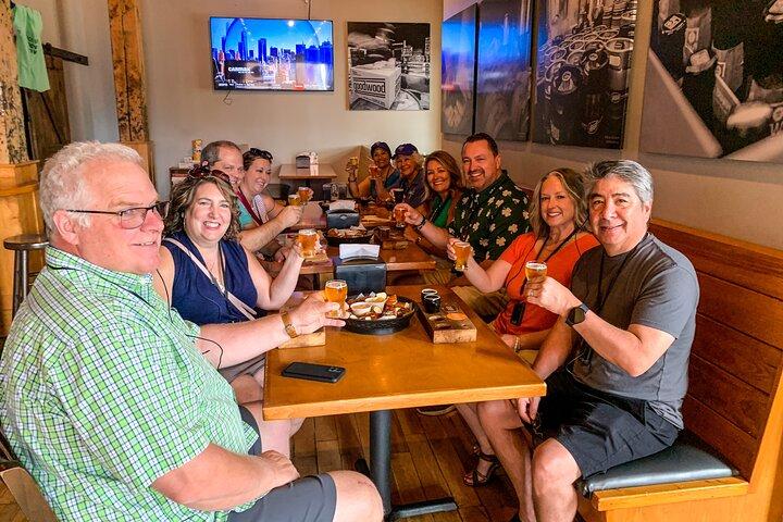 Secrets de Louisville : 3hr NuLu Food & History Walking Tour