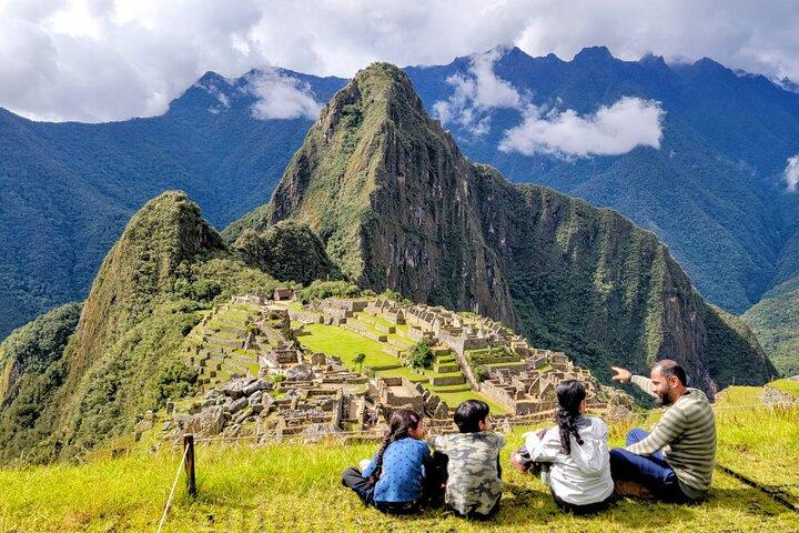 Machu Picchu Tour by Vistadome Panoramic Train from Cusco