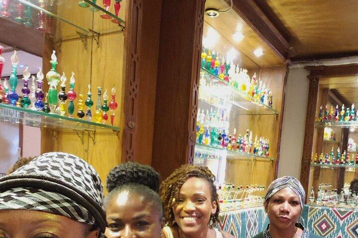 Tour de compras privado guiado de medio día en El Cairo