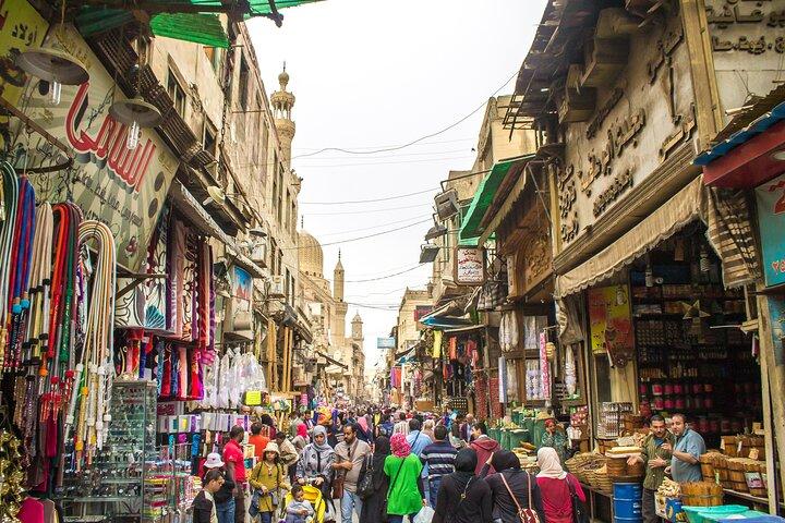 Tour de compras privado guiado de medio día en El Cairo