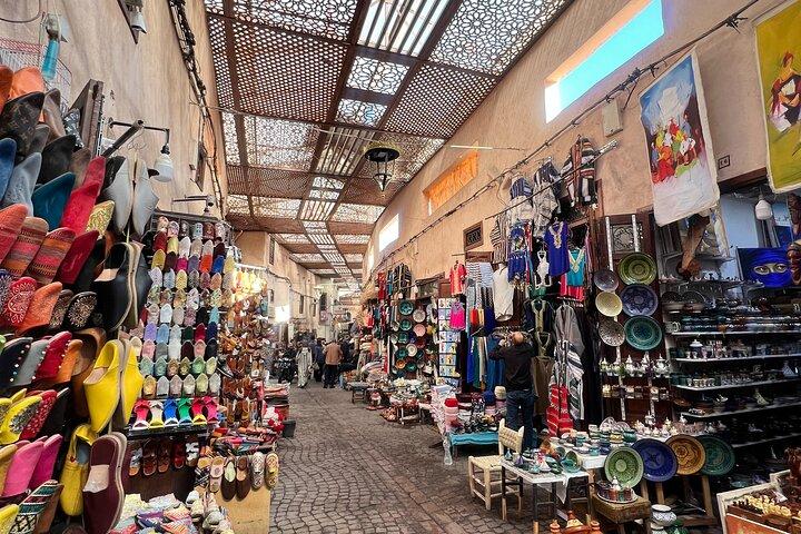 Marrakesh: Guided Private Souk Shopping Tour with a Local insider