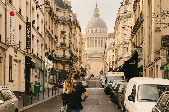 Historic Left Bank Walking Tour in Paris