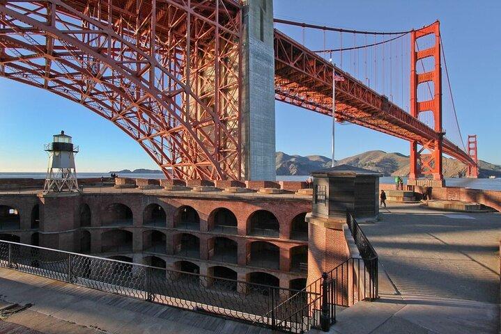 Von SF – Tagesausflug nach Muir Woods, zur Golden Gate Bridge und nach Sausalito
