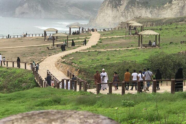 West Salalah Explorer Tour de 4 horas por la historia y la naturaleza