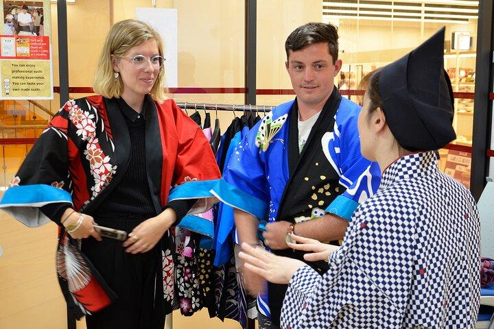 回転寿司店で大阪寿司作り教室