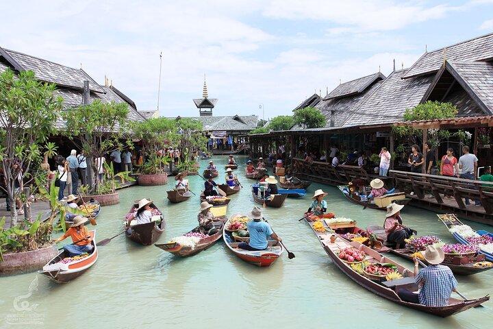Pattaya Floating Market Ticket with 4 Regions Thai Culture