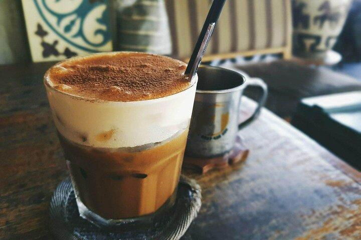 Excursão privada à cidade de Ho Chi Minh saindo do porto e café com ovos vietnamita
