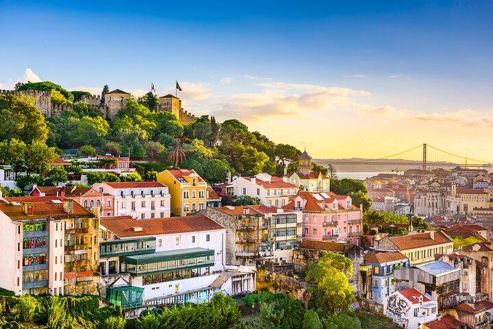 Lisbon: City Walk with Audio Guide in 7 Languages on your Phone