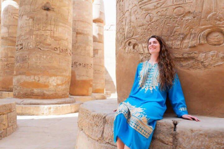 Luxor para Abu Simbel em 3 noites Voltar ao Cairo com um guia privado