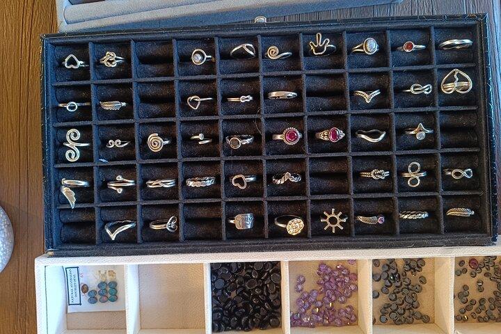 Uluwatu Silver Jewelry Making Class a Bali
