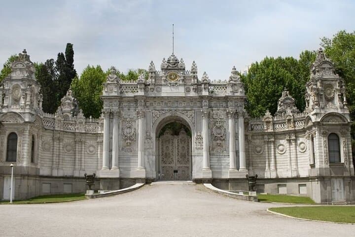 Dolmabahce Palace and Galata Tower Combo in Istanbul