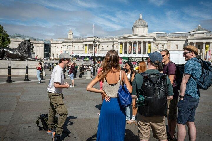 ウェストミンスター寺院とチャーチル内閣戦時執務室を訪問し、ウェストミンスターツアーに参加