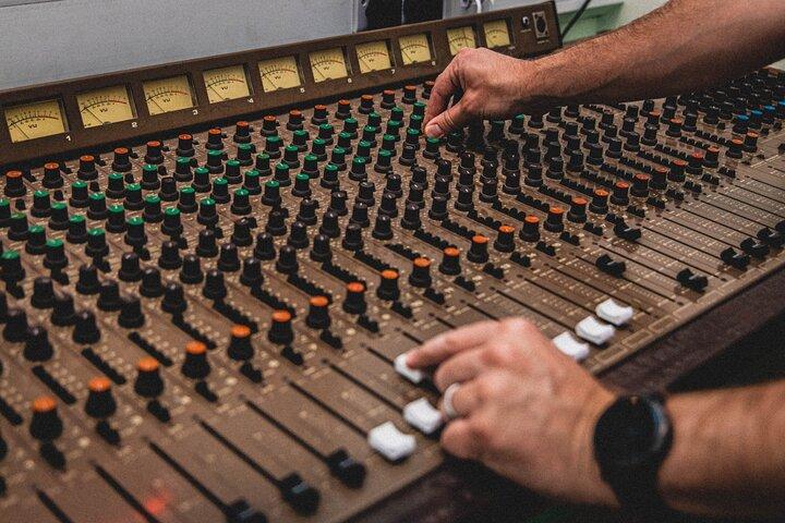 Stuck in the 90s Ein nostalgisches Musikerlebnis