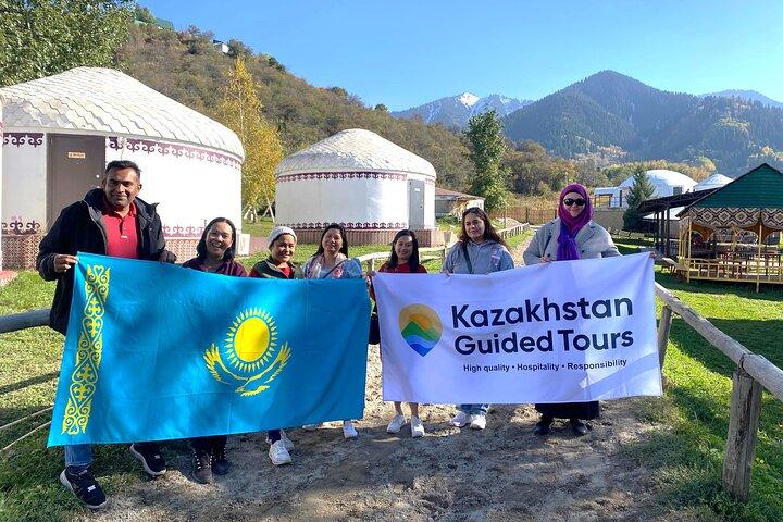 Tour etnoaldeano kazajo