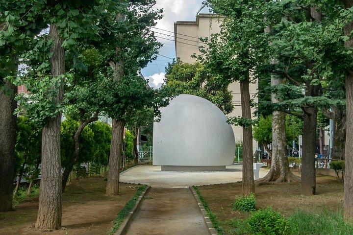 専用車で行く東京トイレプロジェクトと建築ツアー