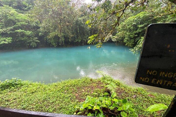 Private Tour zur Río Celeste-Wanderung und Aromen von Costa Rica