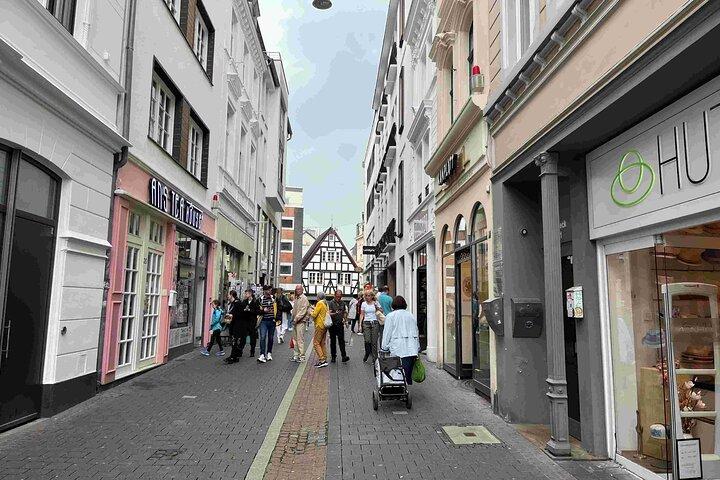 ボンの旧市街を巡るベートーヴェン生誕地セルフガイドツアー